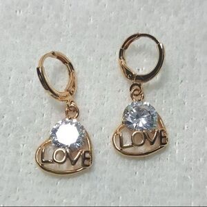 Chic Gold Heart Earrings with Crystals